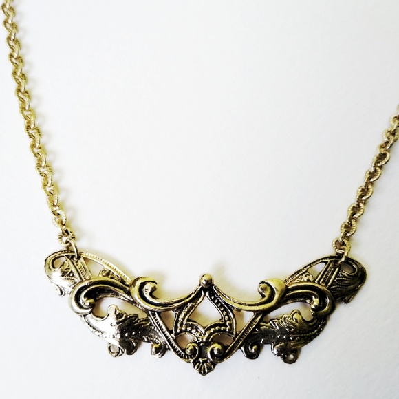 Vintage Jewelry - Vintage Whiting Davis Scroll Pendant Necklace